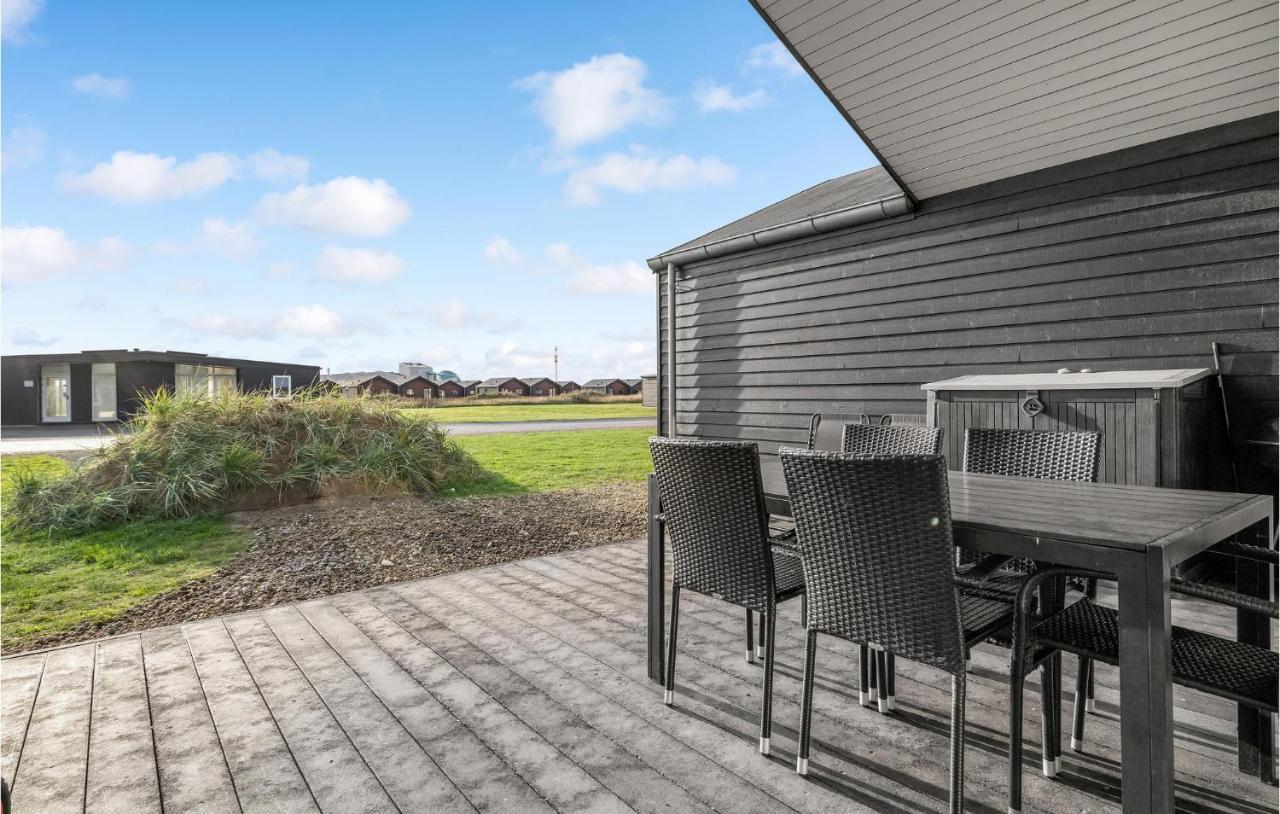 Awesome Home In Ringkobing With Kitchen Søndervig エクステリア 写真