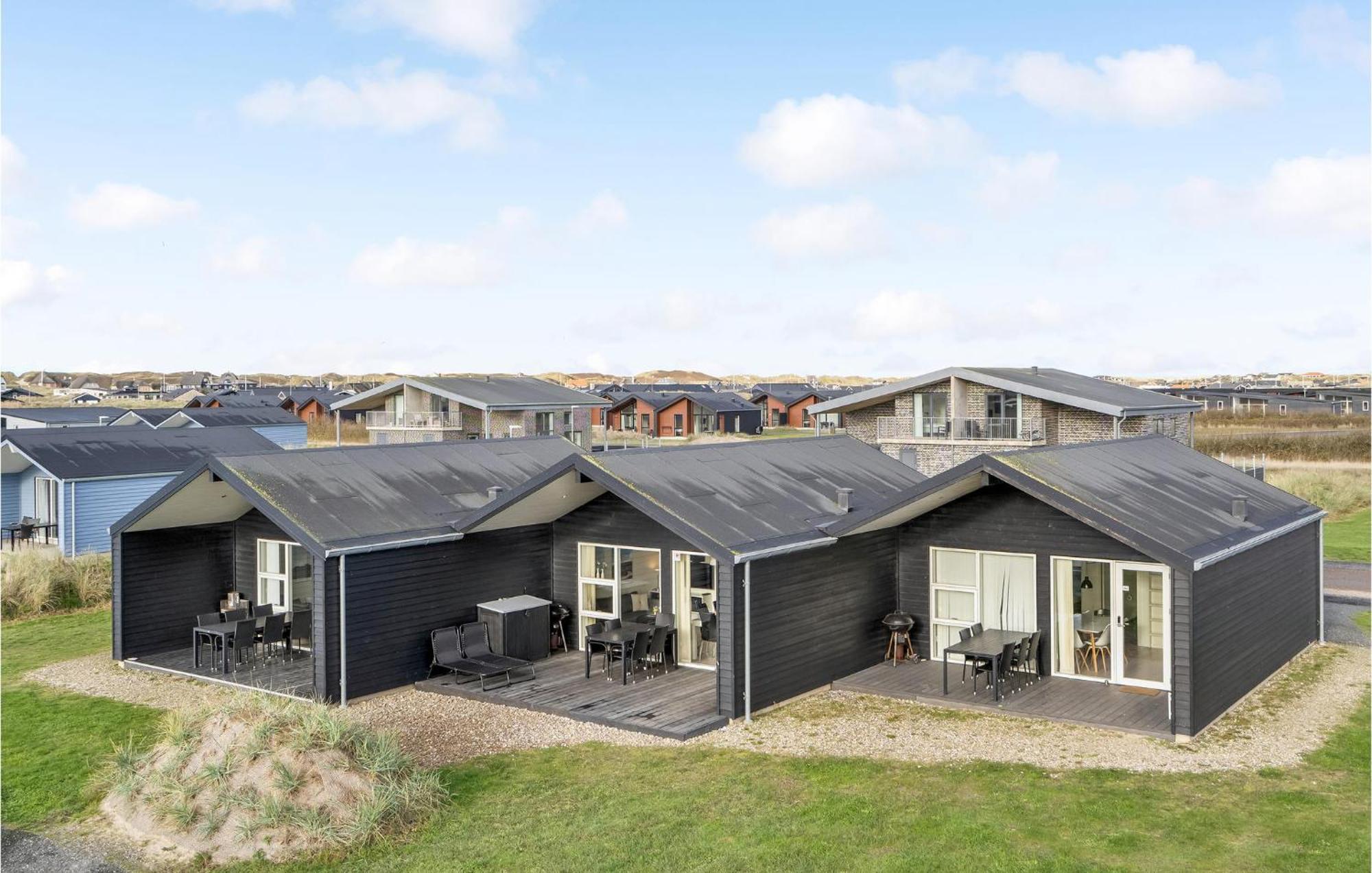 Awesome Home In Ringkobing With Kitchen Søndervig エクステリア 写真